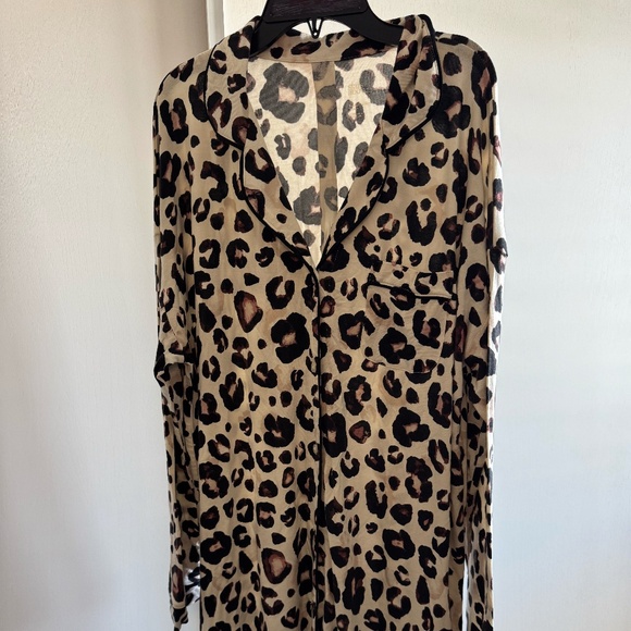 Stars Above Womens Leopard long sleep shirt - Picture 1 of 5